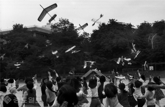 교내모형항공기