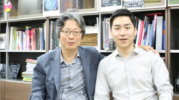 사진4. 고규영 단장(왼쪽)과 김재령 연구원(오른쪽)