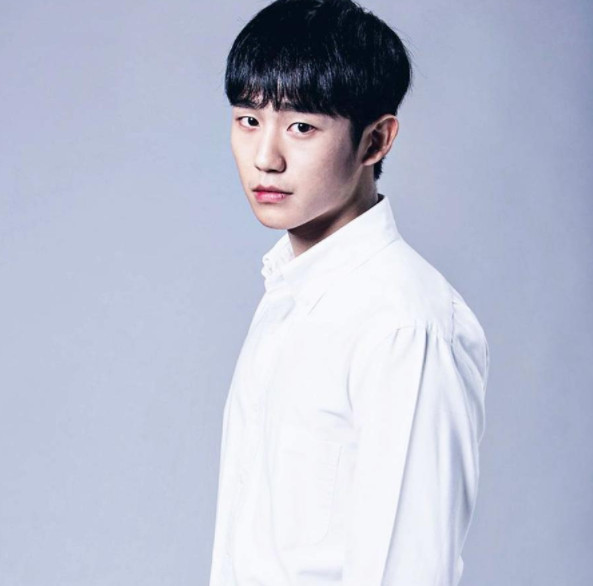 Cap 2017-10-04 23-48-51-545