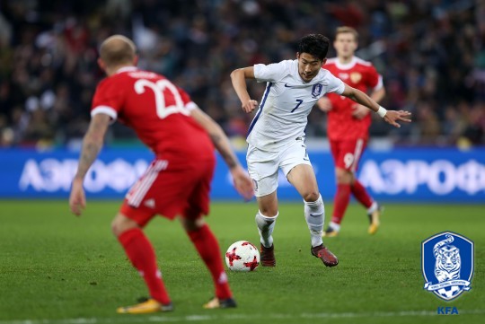 0000411460_001_20171008035612777