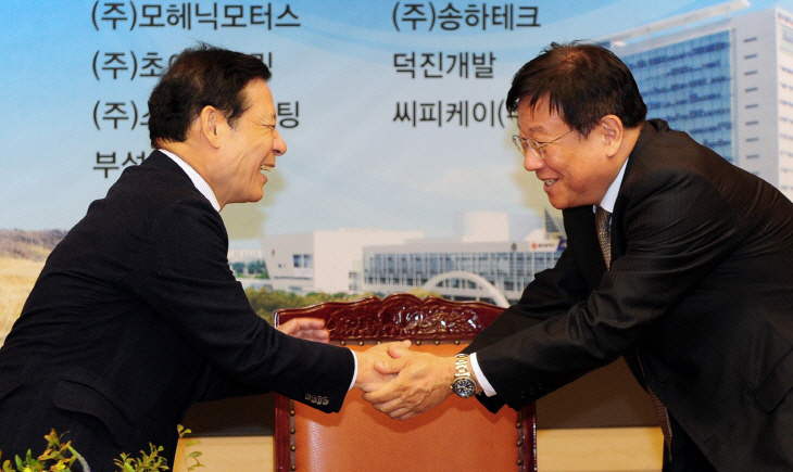 광주시, 국내외 15개 기업 1098억원 투자협약 - 뉴스 썸네일 이미지