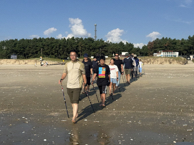 해변슈퍼 이미지