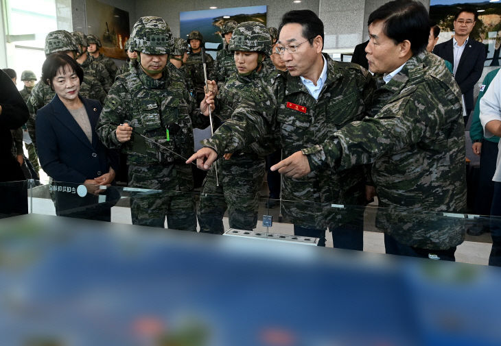 <b>유정복</b> 인천시장, 옹진군 <b>연평도</b> 방문