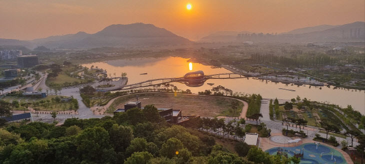 2024년 세종시 핫플레이스 통해 2025년 숙제 찾는다 - 뉴스 썸네일 이미지