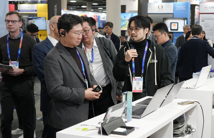 이상일 용인특례시장, 미국 'CES 2025' 전시회 방문 - 뉴스 썸네일 이미지