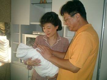 박정희 장손, 27일 해병대行