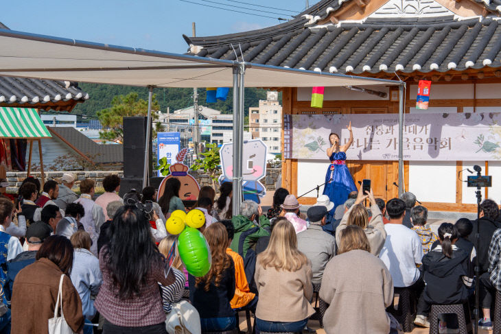 고창문화관광재단, 전통·현대 가을 음악회 '성료' - 뉴스 썸네일 이미지