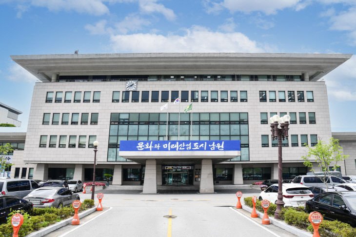 <b>남원</b>경찰, <b>테마파크</b> 사건 내사 착수···시의원 2명 포함