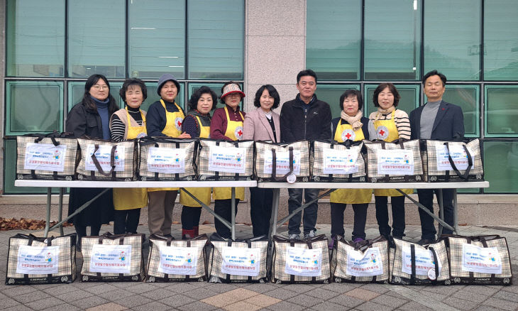 연말연시 그침없는 괴산지역 사랑 나눔 - 뉴스 썸네일 이미지