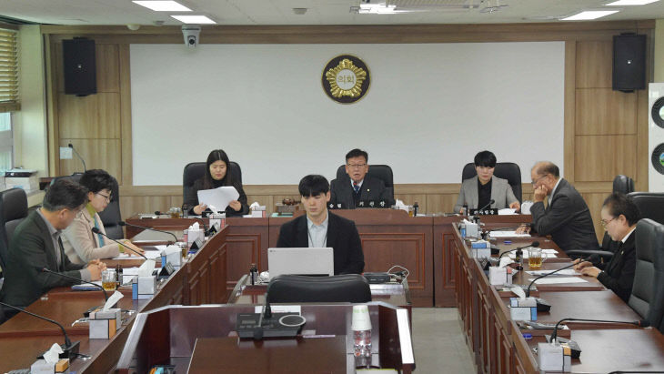 '반쪽'으로 출발한 논산시의회 국방특위, '진상조사'냐 '발전'이... - 뉴스 썸네일 이미지