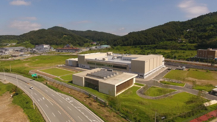 '대한민국 최초의 파스' 신신제약, 세종서 날개 펴다 - 뉴스 썸네일 이미지