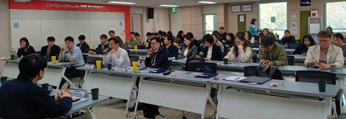 경기복지재단, 'AI 기술 기반 돌봄 서비스' 복지체계 구축 모색