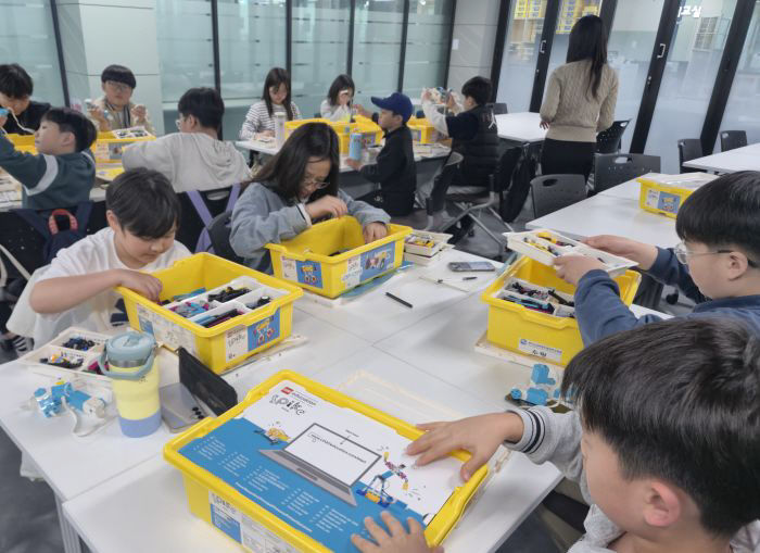 경기도 교육청, AI 교육 '공유형 모델' 디지털 전환 시동